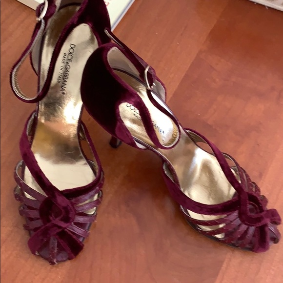 Dolce and Gabbana velvet and python heels - Picture 2 of 3
